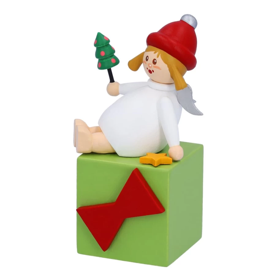 "Käthes Original Angel With Gifts - Handcrafted Christmas Figurine"