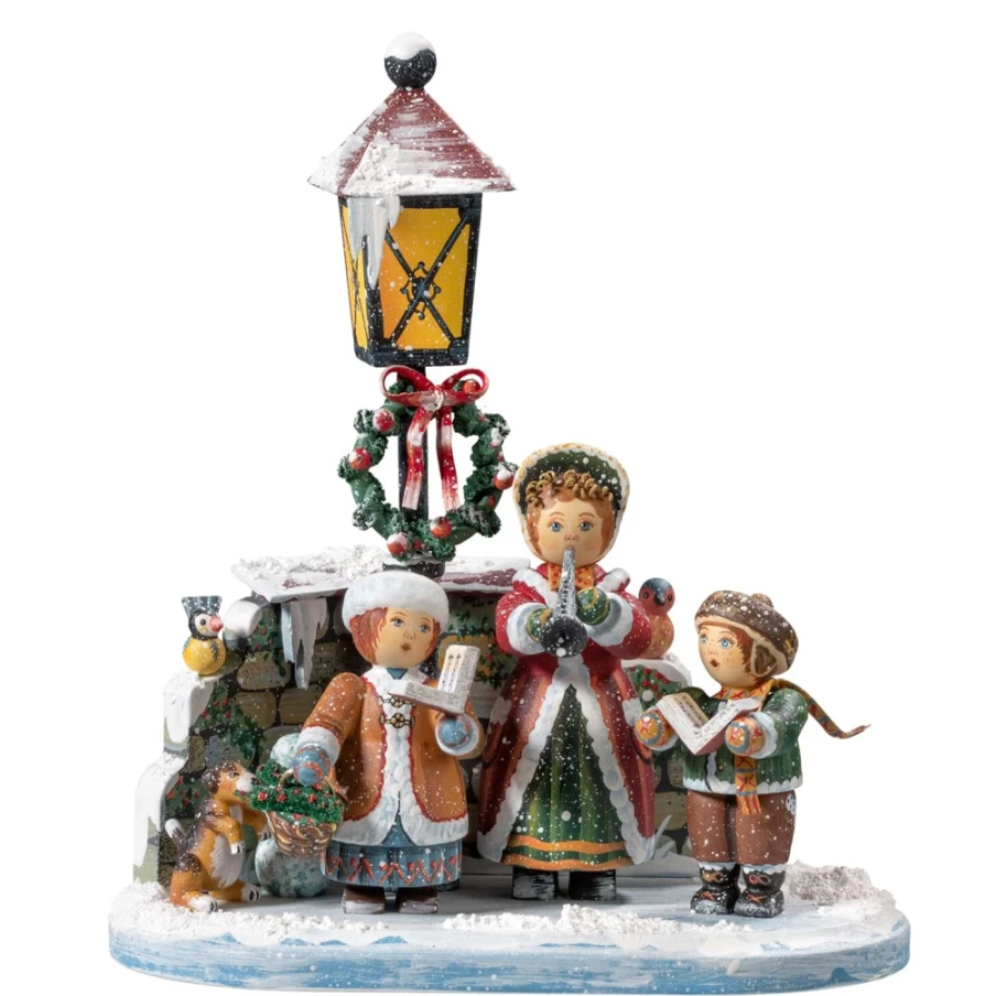 "Kindertraum Christmas Carolers - Handcrafted Holiday Decorations for Festive Cheer"